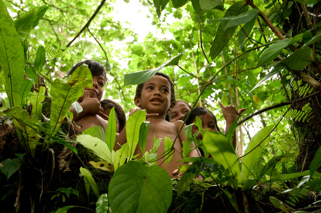 Children at Nanipil, Pohnpei, Federated States of Micronesia (FSM)