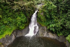 Pahn Sile Waterfall, Senipehn, Madolenihmw